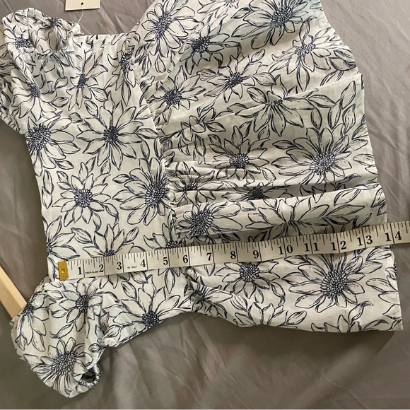 Navy/White shorts set with matching hat - Picture 5 of 14